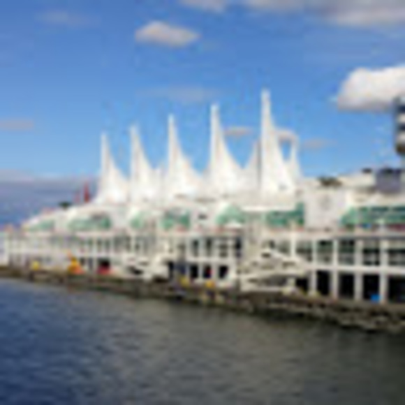 Meet your Posher, Green - Picture 1 of 1